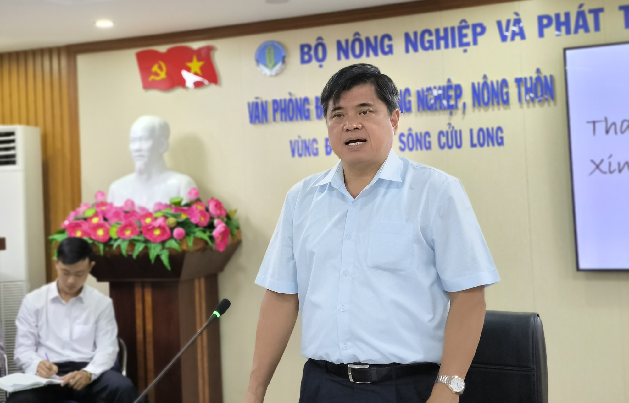 Deputy Minister of Agriculture and Rural Development Tran Thanh Nam speaks at a conference of the high-quality, low-emission rice project in the Mekong Delta in Can Tho City, southern Vietnam, March 19, 2024. Photo: Chi Quoc / Tuoi Tre