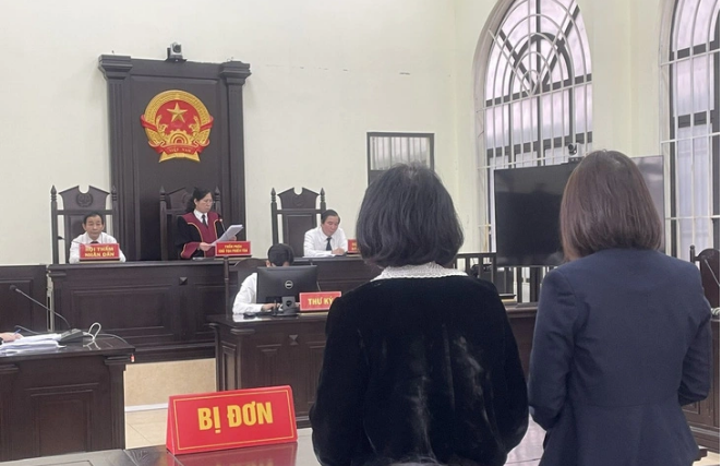 Vietnam court requires bank to pay $28,000 compensation to customer who lost $480,000 to swindlers