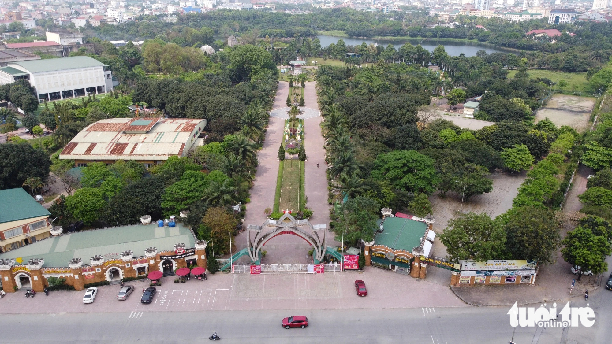 Renovation underway at abandoned downtown park in Vietnam’s Nghe An