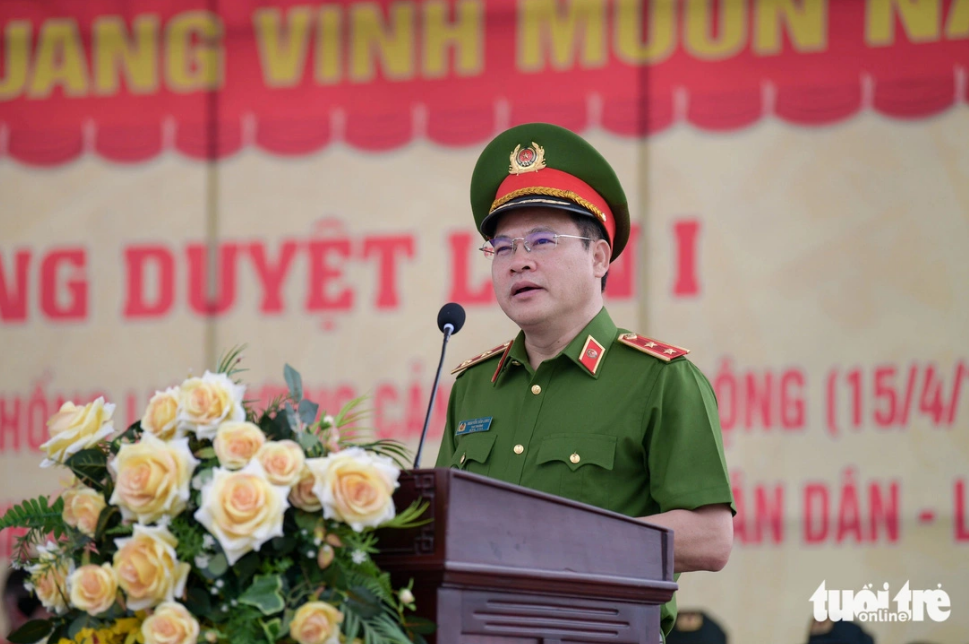 Lieutenant General Nguyen Van Long, Deputy Minister of the Public Security delivers a speech at a rehearsal for a military parade on March 31, 2024. Photo: Tuoi Tre
