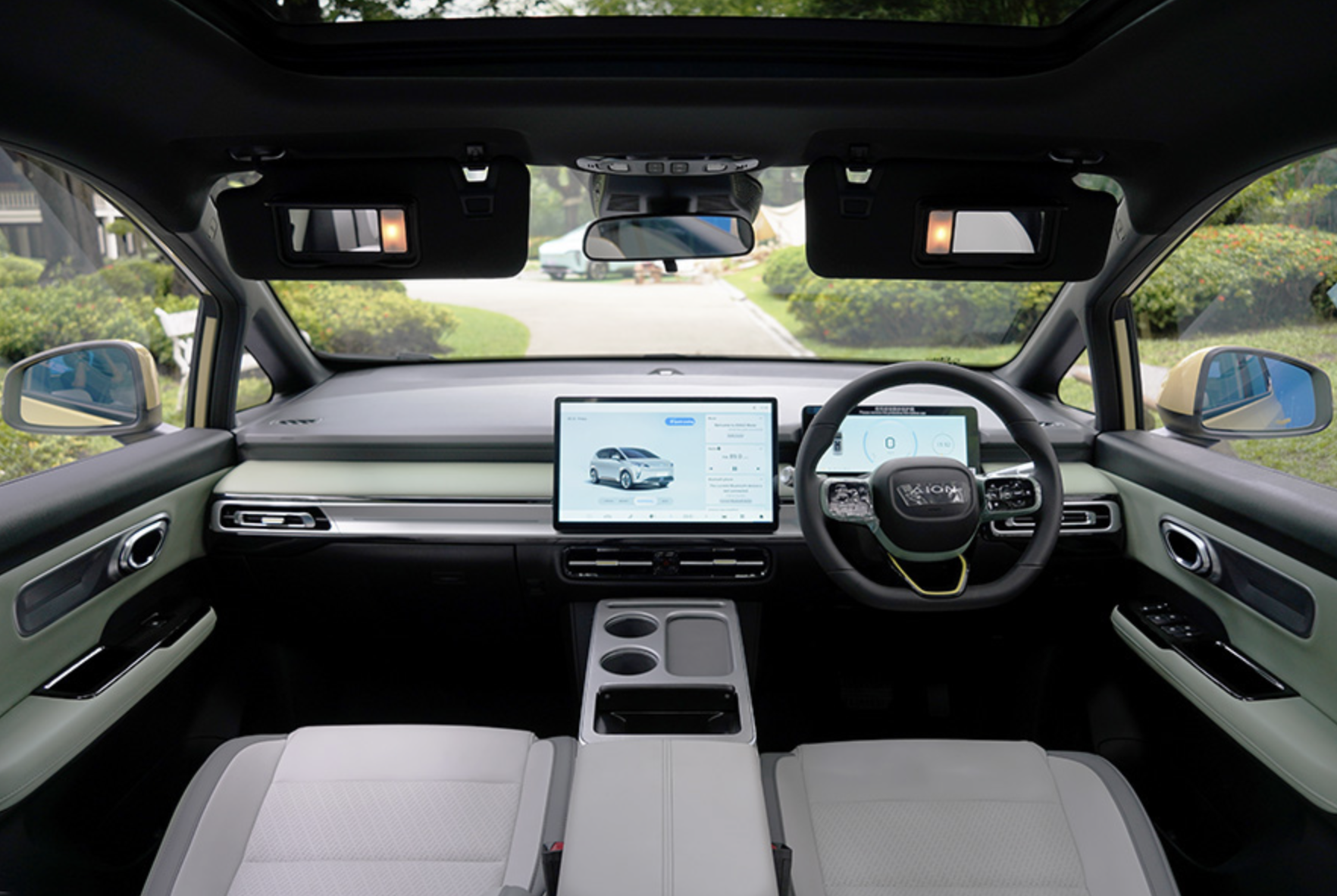 The Aion Y boasts a minimalist interior with a large multimedia screen and digital instruments. Photo: GAC