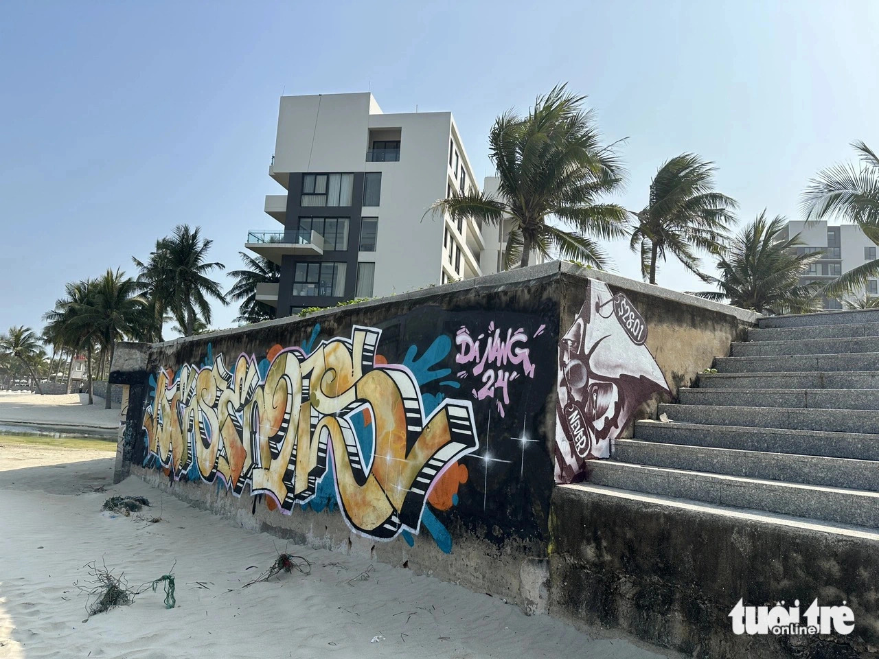 An embankment is full of graffiti at Son Thuy Beach in Ngu Hanh Son District, Da Nang City, central Vietnam. Photo: Tuoi Tre