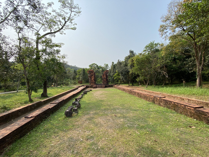 A segment of the new path unveiled during a recent excavation at My Son Sanctuary, a UNESCO World Heritage site in Quang Nam Province, central Vietnam. Photo: B.D. / Tuoi Tre