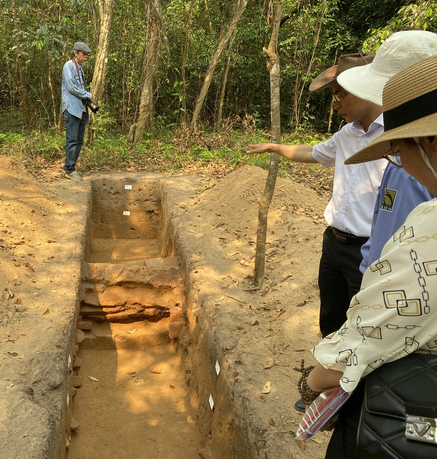 A segment of the new path unveiled during a recent excavation at My Son Sanctuary, a UNESCO World Heritage site in Quang Nam Province, central Vietnam. Photo: B.D. / Tuoi Tre
