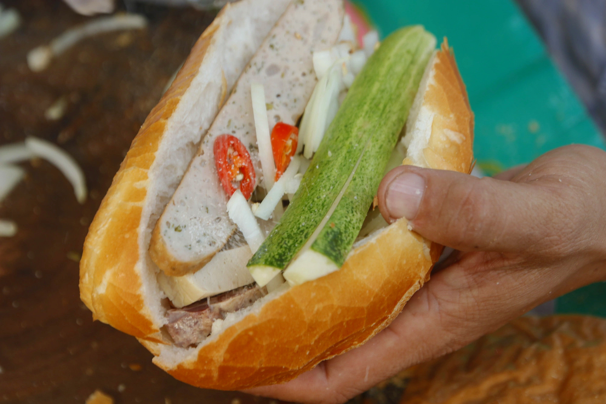 Iconic 'bánh mì' stand in Saigon: A legacy of 70 years and counting