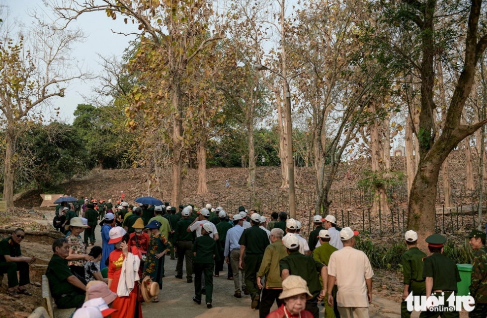 Crowds of visitors flock to a relic site in Dien Bien Province, northern Vietnam. Photo: Tuoi Tre