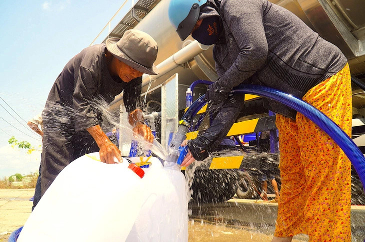 Authorities, donors join hands to ease water stress in southern Vietnam