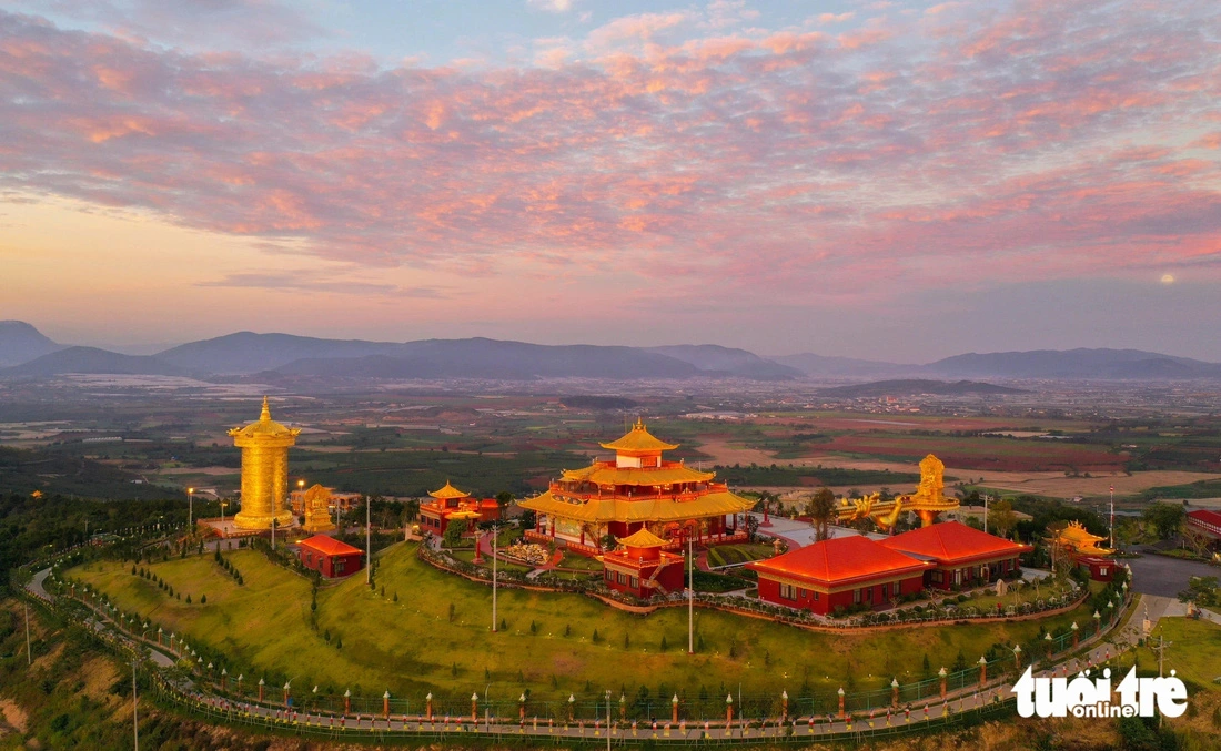 An aerial panorama of Samten Hills Dalat in Tu Tra Commune, Lam Dong Province, located in Vietnam’s Central Highlands region. Photo: M.V. / Tuoi Tre