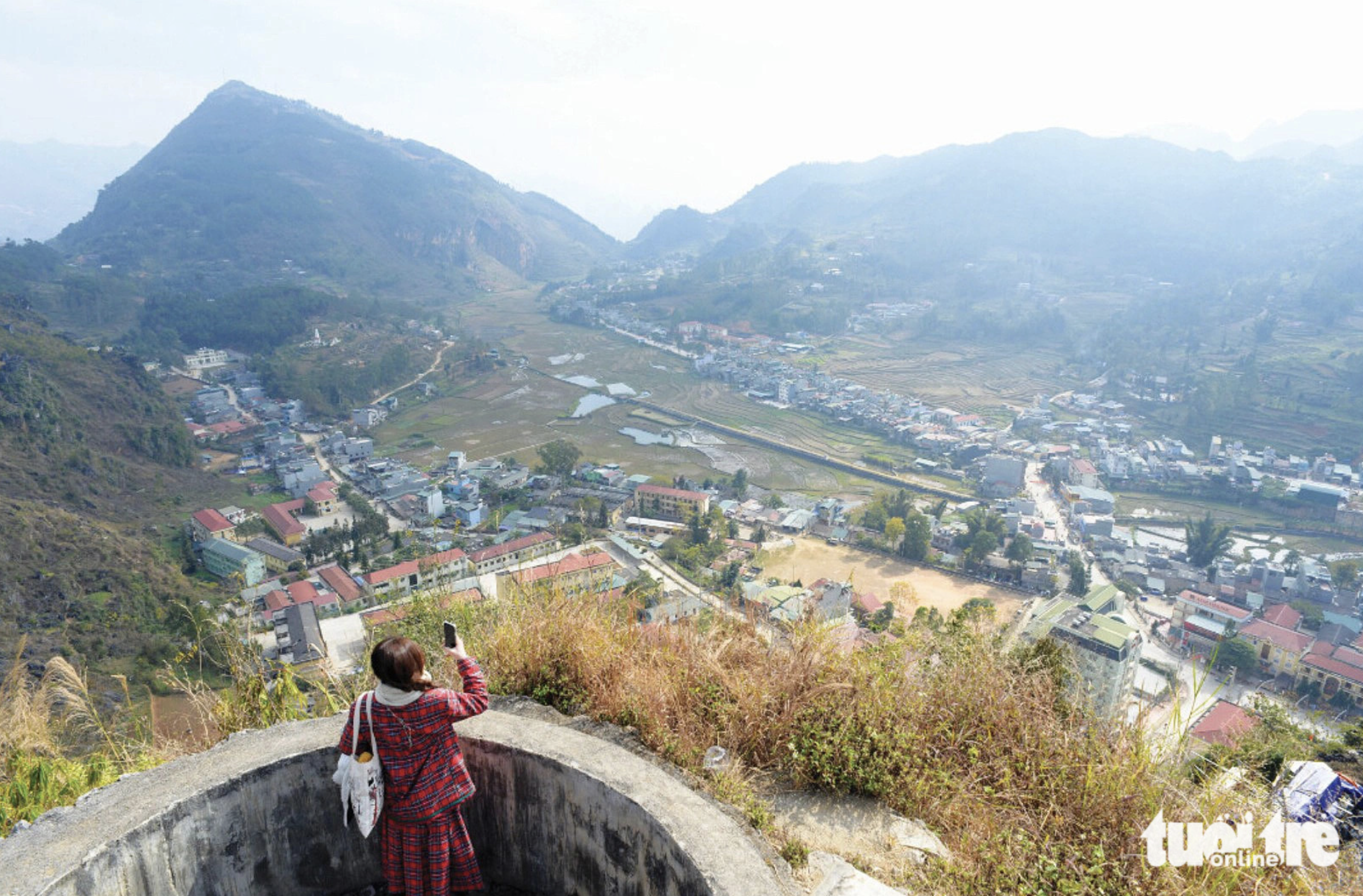 Historical relic sites in northern Vietnam draw young adventurers