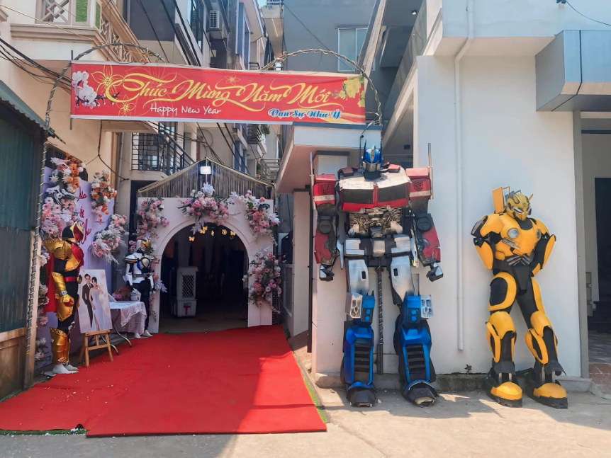 Superhero guests show up at Vietnamese wedding