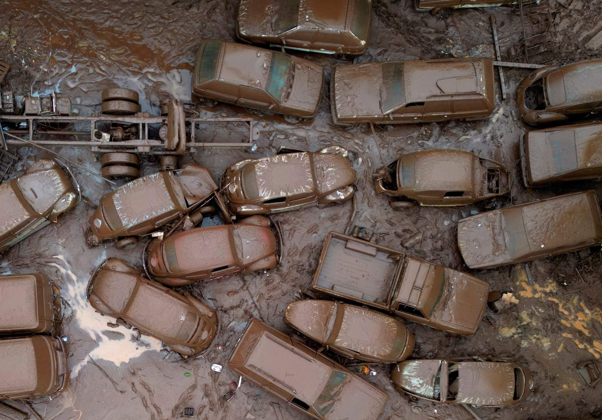 A drone view shows vehicles in the area affected by the floods, in Encantado, Rio Grande do Sul state, Brazil, May 3. Photo: Reuters