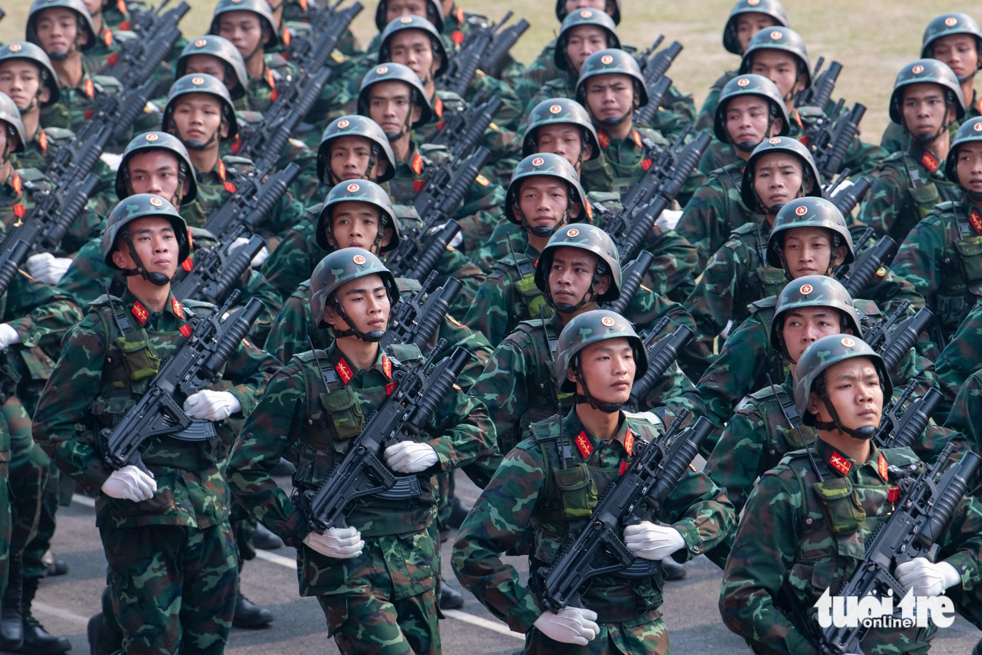 Armed forces from the Vietnam People's Army take part in the rehearsal, Dien Bien Province, northwestern Vietnam, May 5, 2024. Photo: Nam Tran / Tuoi Tre