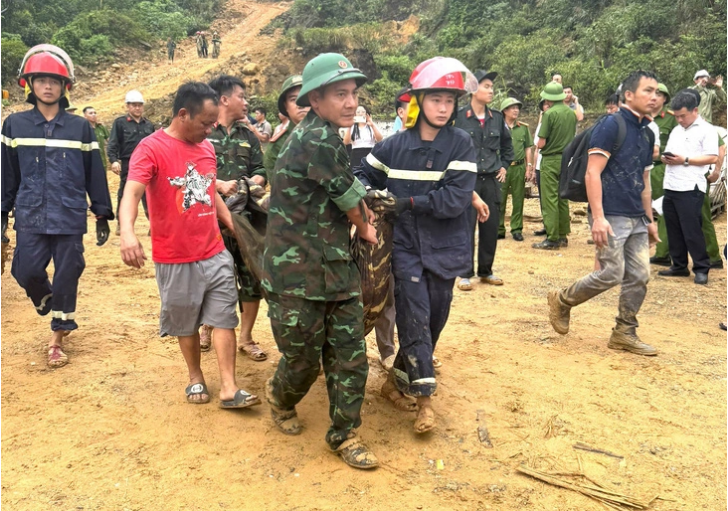 Landslide kills 3, injures 4 in north-central Vietnam