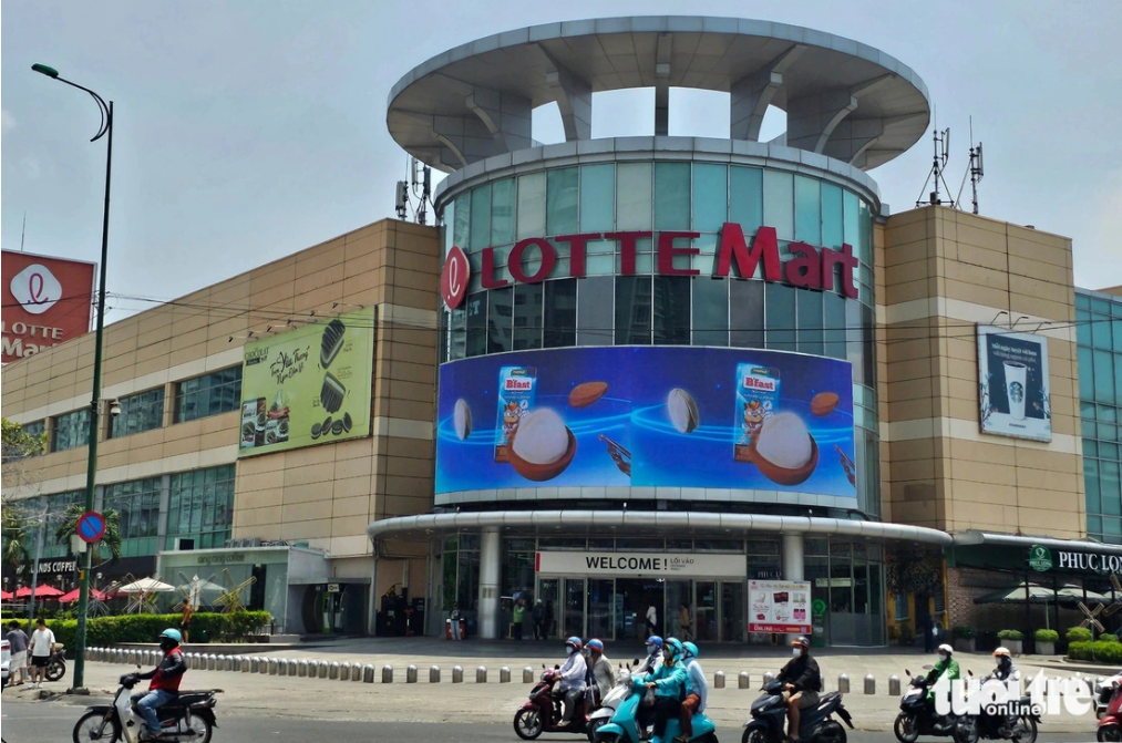 Ho Chi Minh City to dismantle illicitly-built projects, including part of Lotte Mart