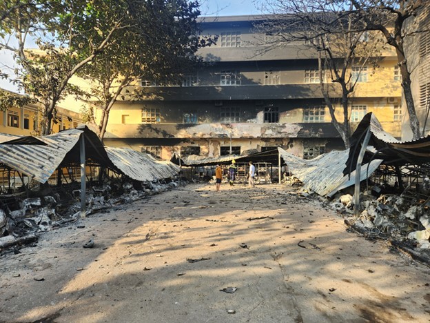 The scene of the incident after the fire is put out. Photo: Q.T. / Tuoi Tre