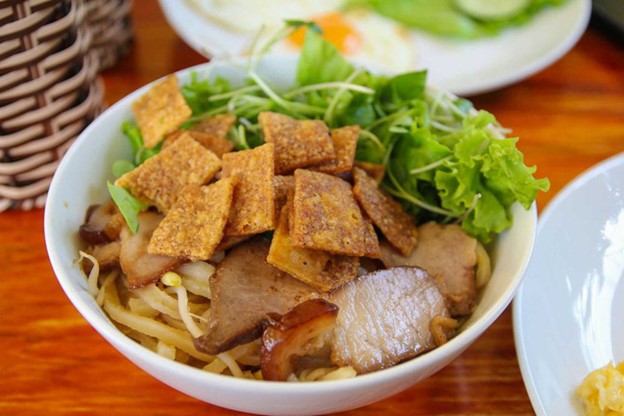 'Cao lau' is a must-eat dish in Hoi An City, Quang Nam Province, central Vietnam. Photo: Shutterstock