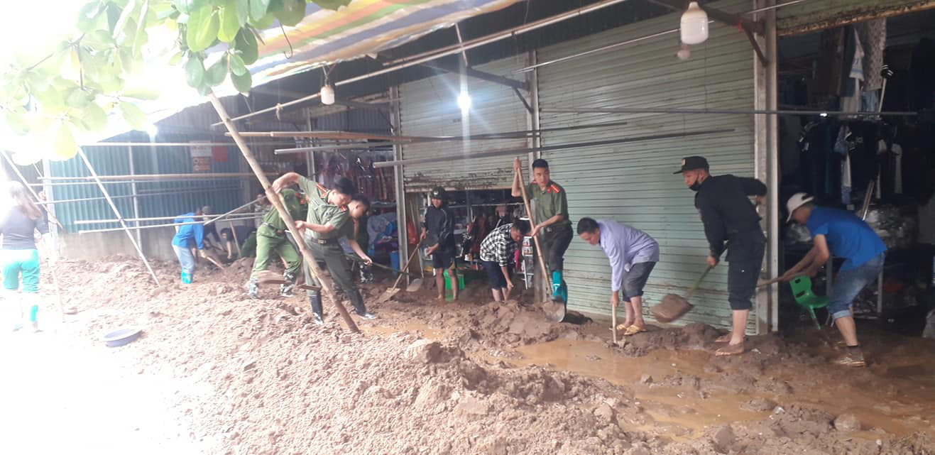 Flash flood damages 30 homes in northern Vietnam