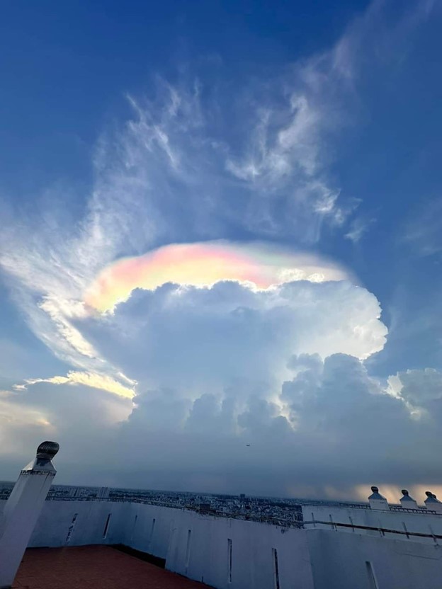 Iridescent clouds in the Ho Chi Minh City sky. Photo: Facebook page of Toi Yeu Thien Van Hoc (I Love Astronomy)