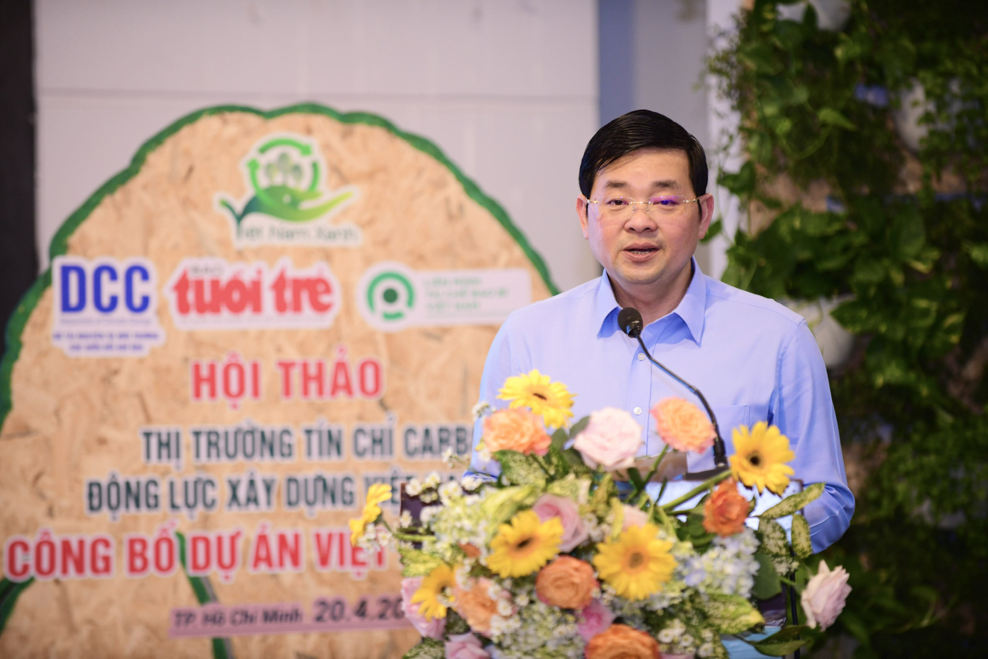 Nguyen Toan Thang, director of the Ho Chi Minh City Department of Natural Resources and Environment, speaks at the ‘Carbon Credit Market - A Driver for Building a Green Vietnam’ conference held in Ho Chi Minh City, April 20, 2024. Photo: Quang Dinh / Tuoi Tre