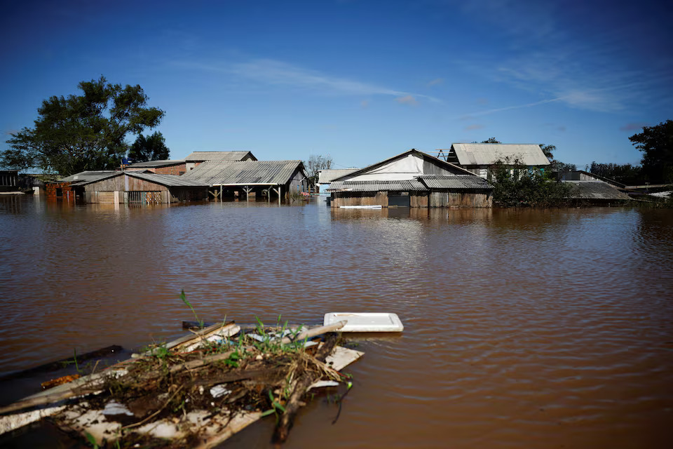 A view of the flooded fishing hamlet of Paqueta in Canoas, Rio Grande do Sul state, Brazil, May 14, 2024. Photo: Reuters