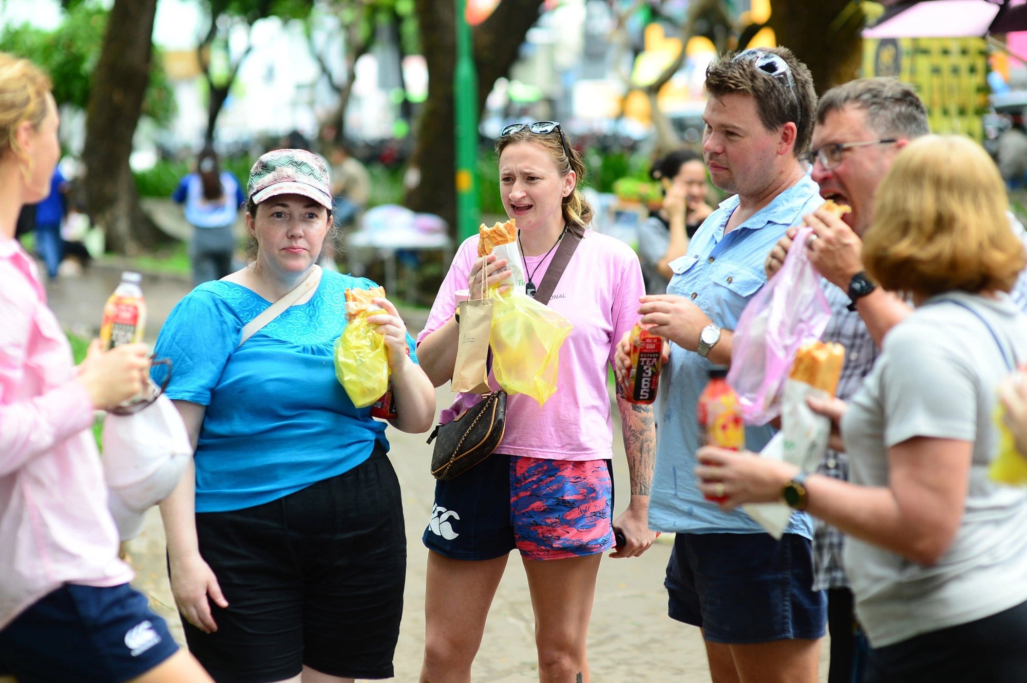 Locals, tourists enjoy 'banh mi' festival in Ho Chi Minh City