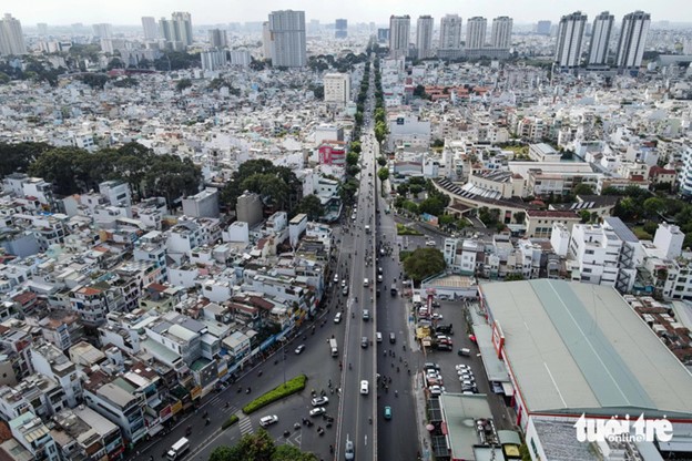 Ho Chi Minh City to spend $13.7mn upgrading roads, building footbridges, installing traffic lights