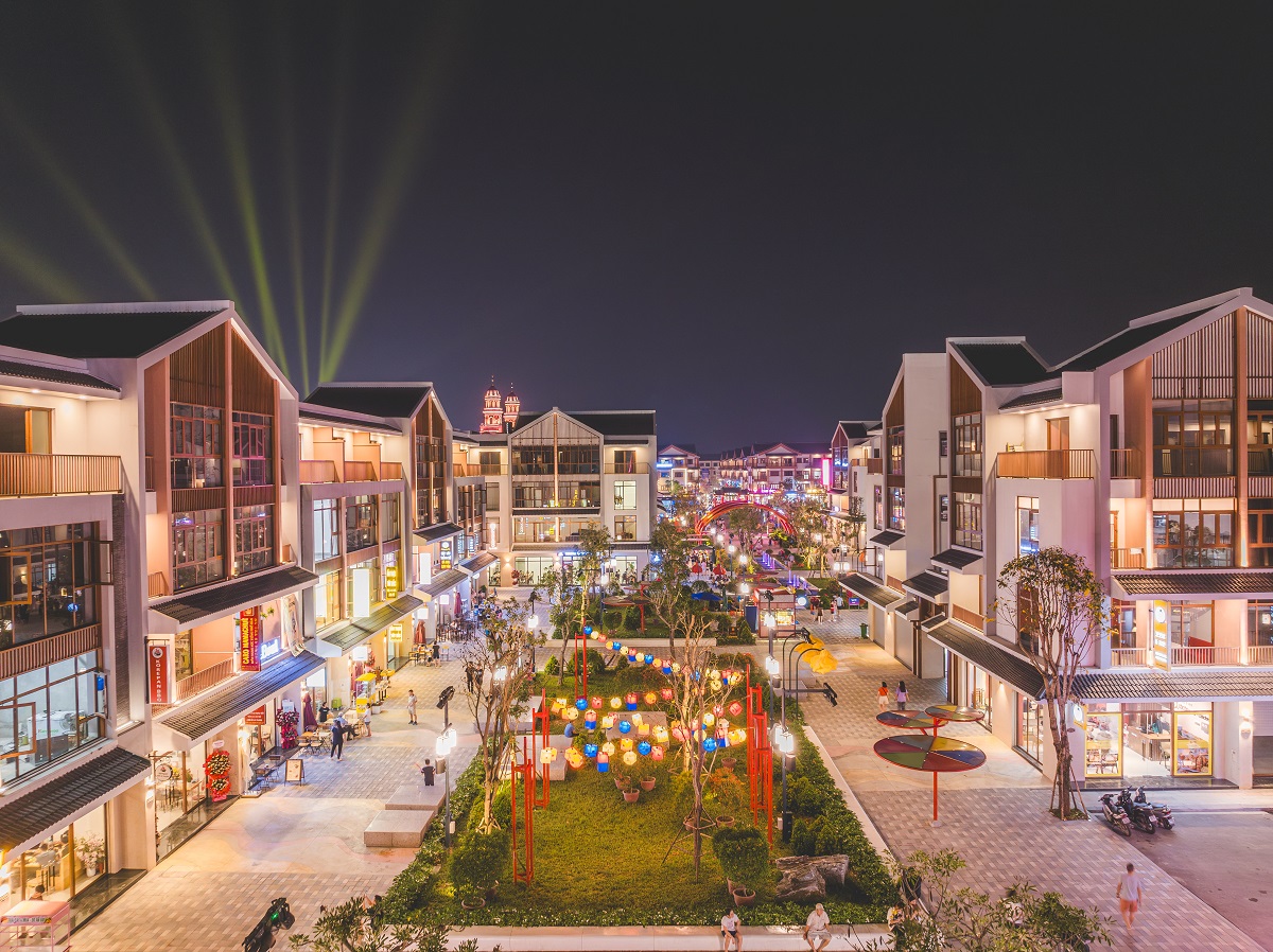 Some Vinhomes urban complexes are imbued with Korean culture, promising to become one of the top destinations for living and investment among South Korean citizens in Vietnam. Photo: D.H.
