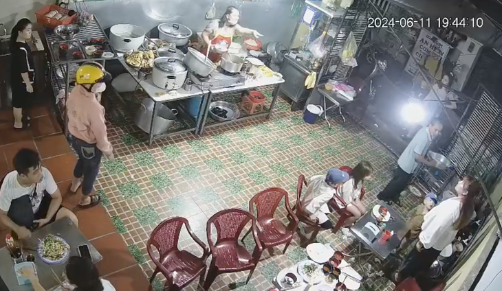 Hoi An probes uncontrolled acts of restaurant owner, diner during viral altercation
