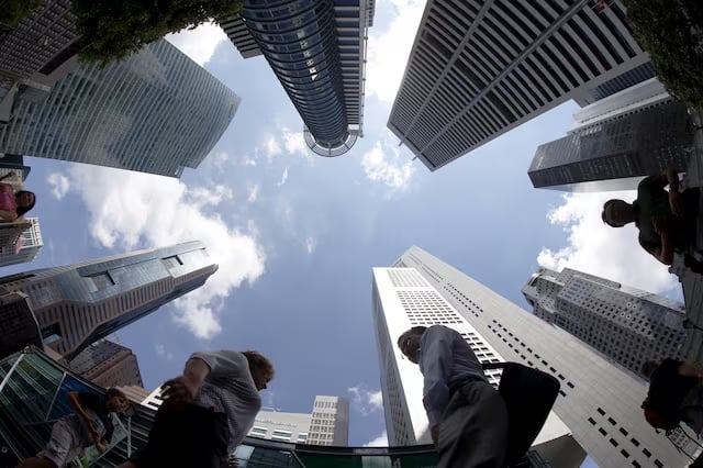 Singapore highlights banks as posing highest money laundering risk