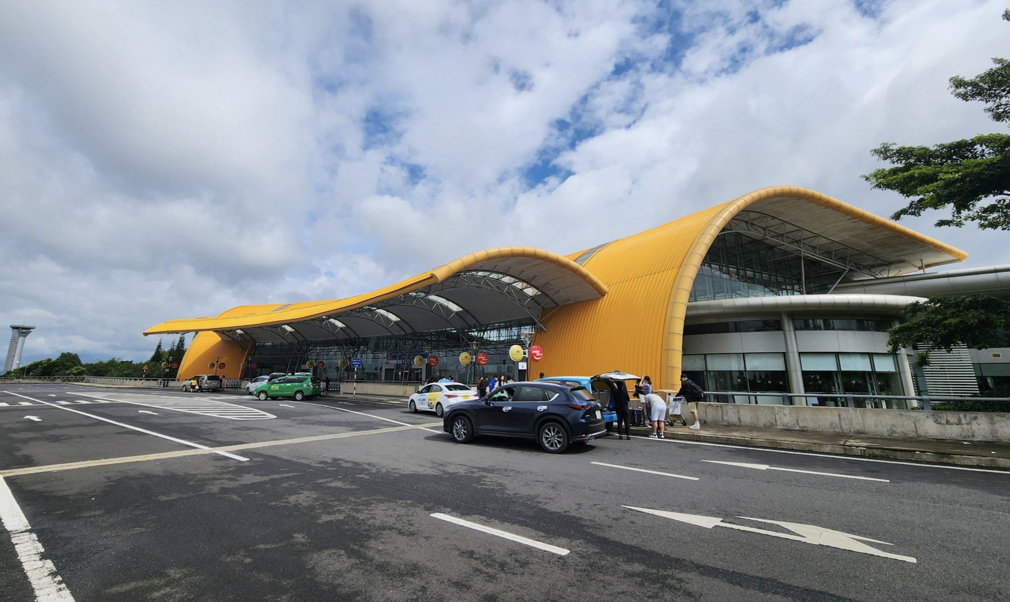 Lien Khuong near Da Lat becomes international airport