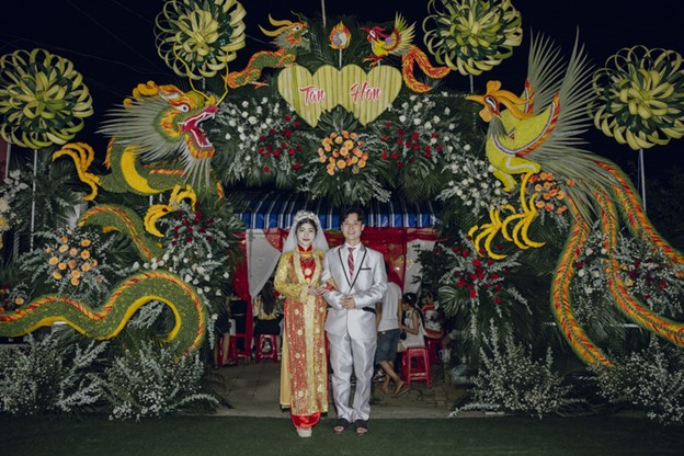 Vietnamese couple recreates parents’ wedding