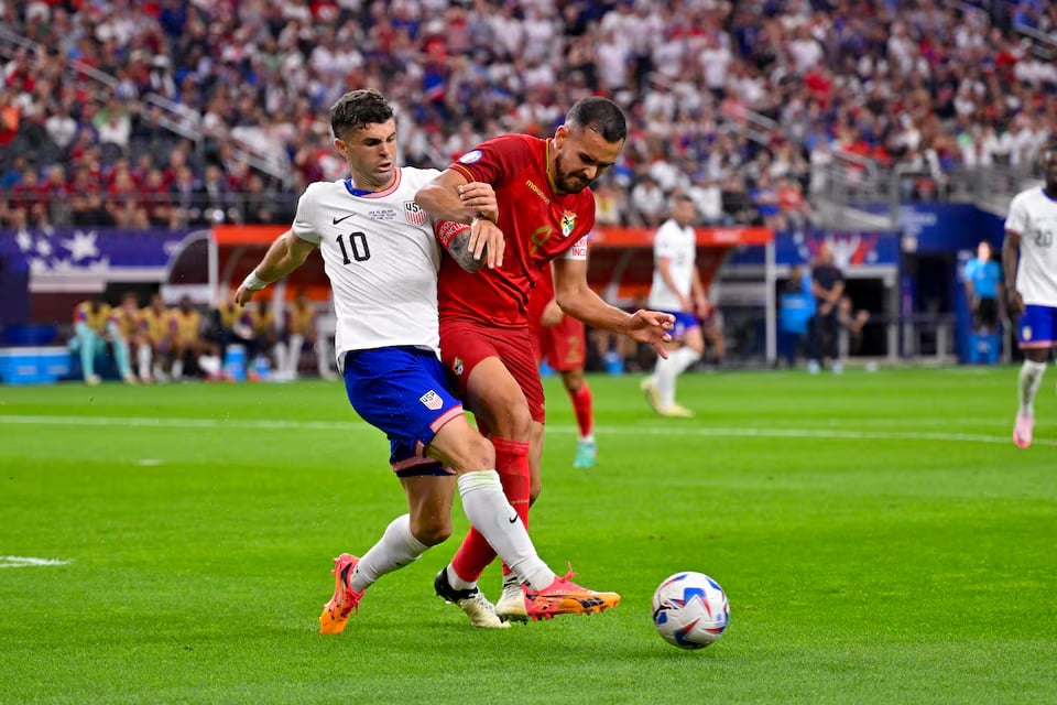 Pulisic leads hosts US to 2-0 win over Bolivia in Copa America opener