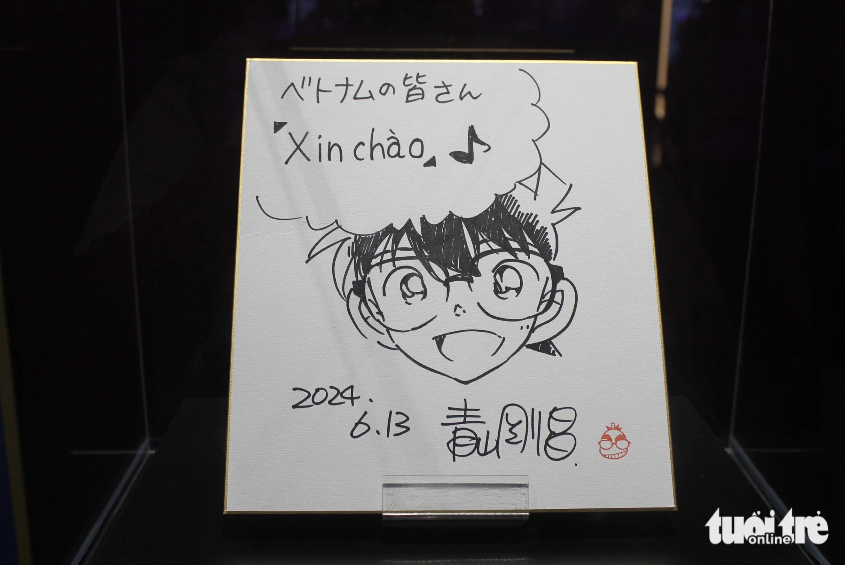 A drawing by Aoyama Gosho, creator of manga series Detective Conan, sent to Vietnamese readers. Photo: To Cuong / Tuoi Tre