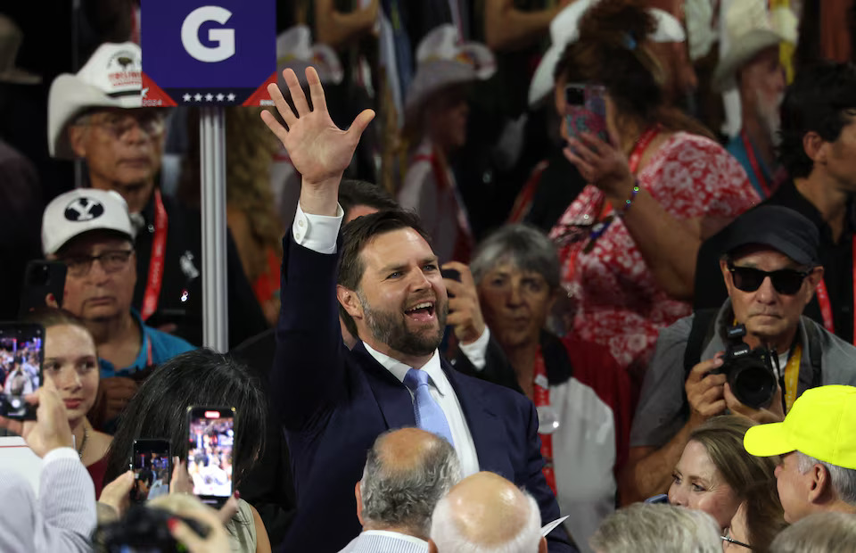 [5/16]Republican vice presidential candidate J.D. Vance arrives for Day 1 of the Republican National Convention (RNC), at the Fiserv Forum in Milwaukee, Wisconsin, U.S., July 15, 2024. Photo: Reuters