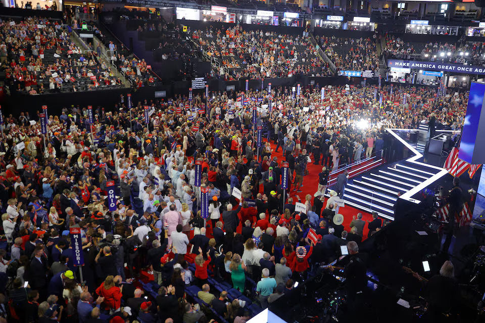 [10/16]Republican delegates cheer as Donald Trump is voted as Presidential Nominee on Day 1 of the Republican National Convention (RNC), at the Fiserv Forum in Milwaukee, Wisconsin, U.S., July 15, 2024. Photo: Reuters