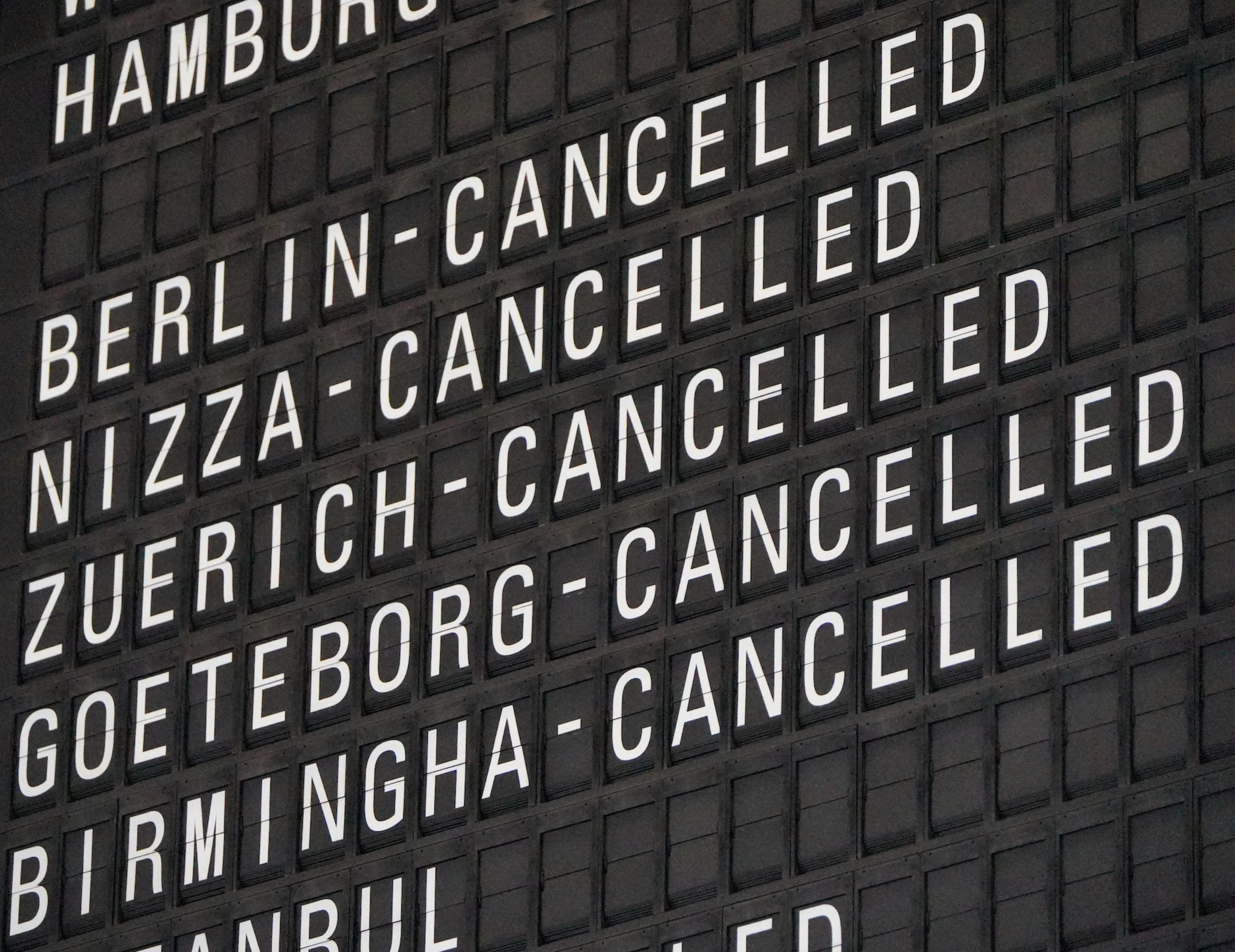 Frankfurt airport halts traffic after intrusion by climate activists: police