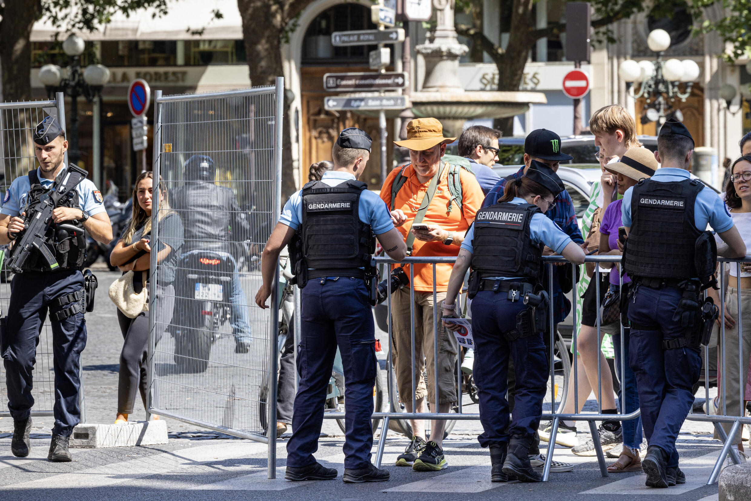 Snipers, divers and AI: securing the Paris Olympics opening ceremony