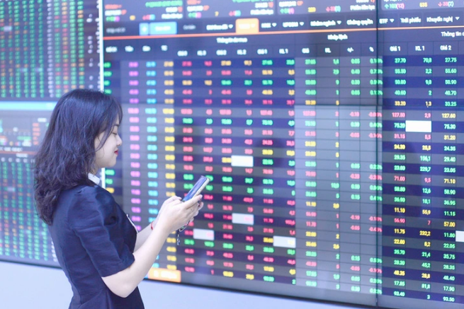 Ủy ban Chứng khoán Nhà nước Việt Nam sẽ cho phép nhà đầu tư nước ngoài giao dịch cổ phiếu mà không cần đặt cọc đầy đủ