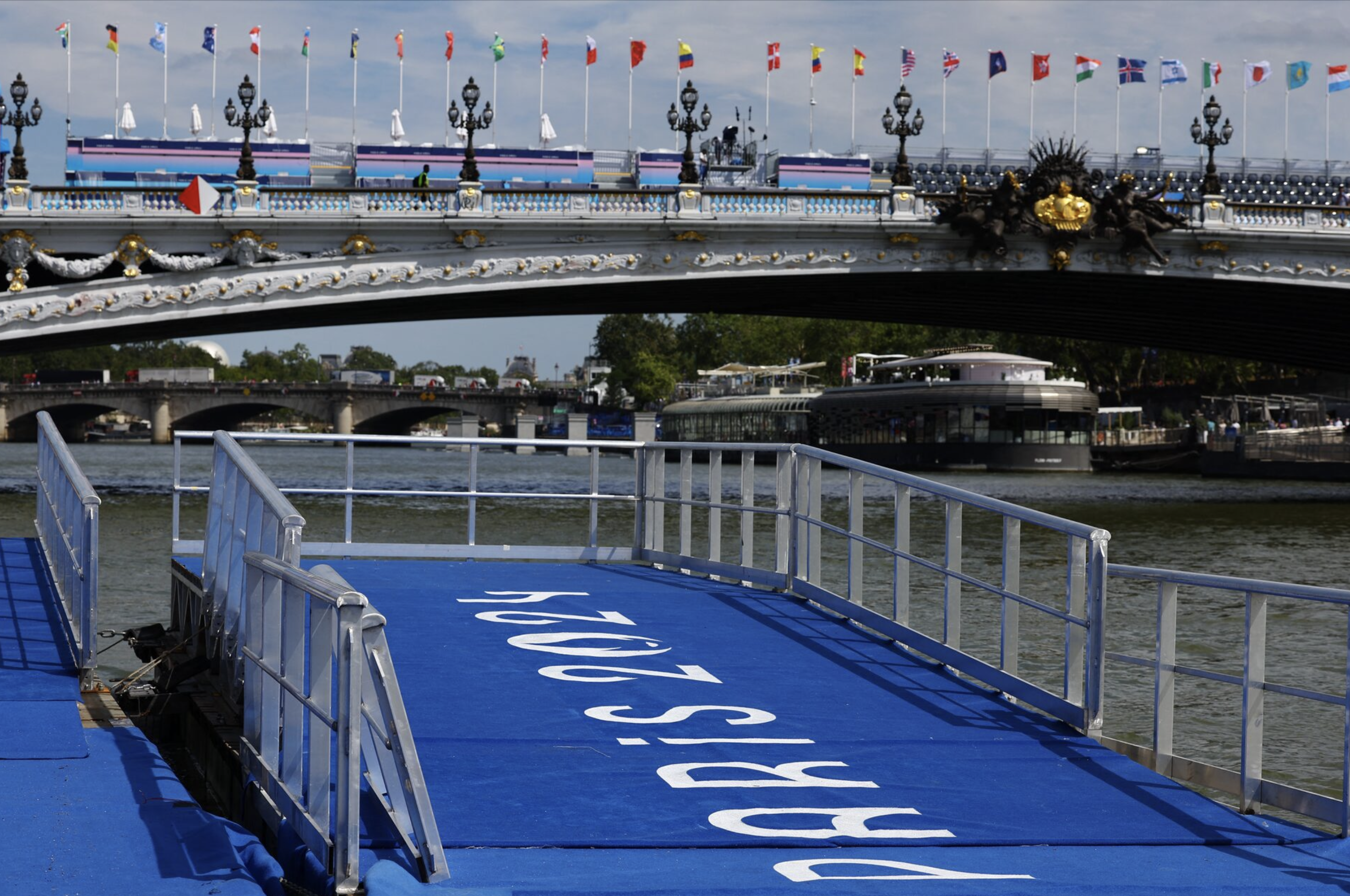 Paris 2024 Olympics - Triathlon - Alexander III Bridge, Paris, France - July 28, 2024. General view of Alexander III Bridge after Triathlon training was cancelled amid water quality concerns. Photo: Reuters