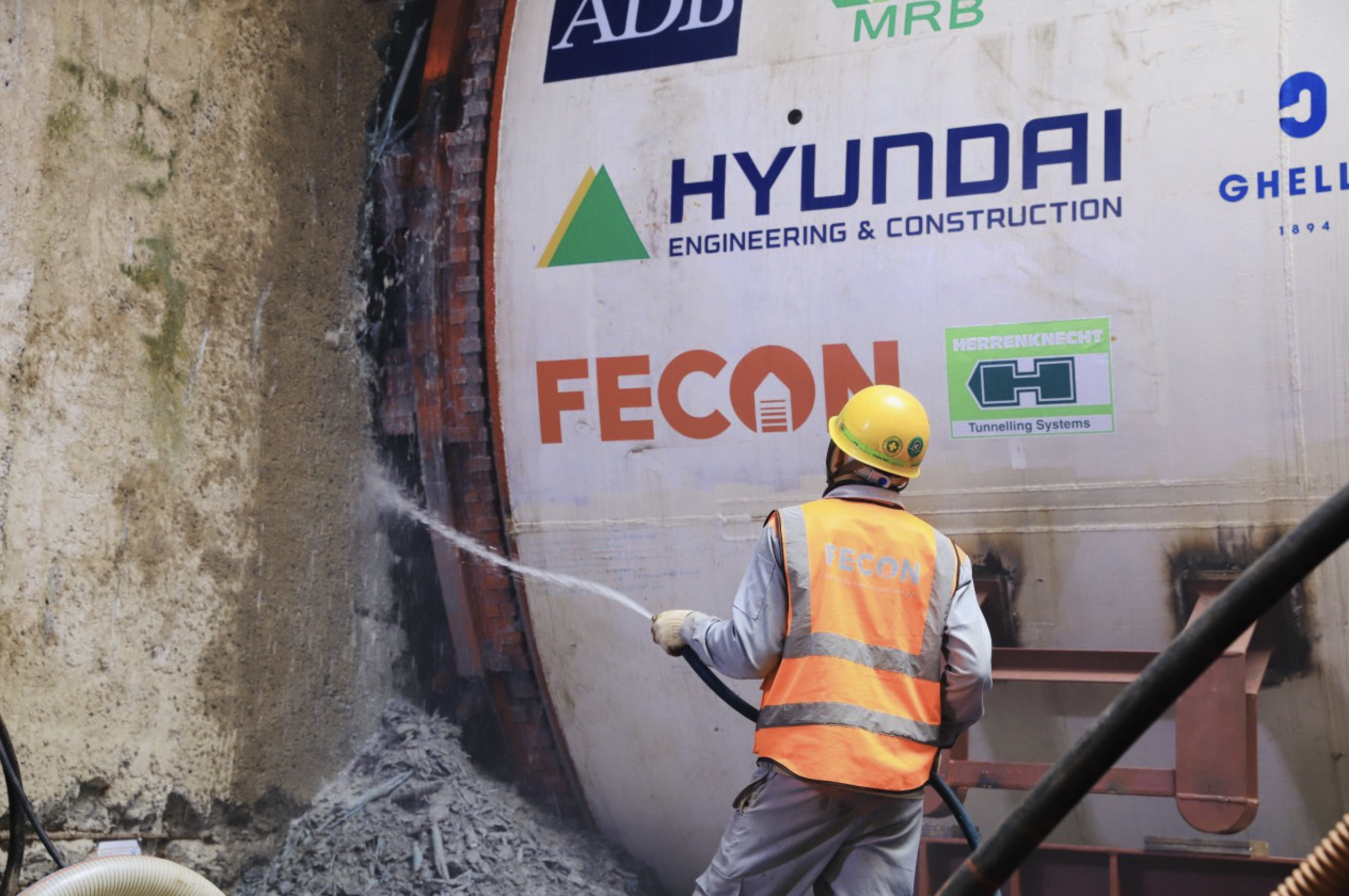 Hanoi starts drilling tunnel for 2nd metro line