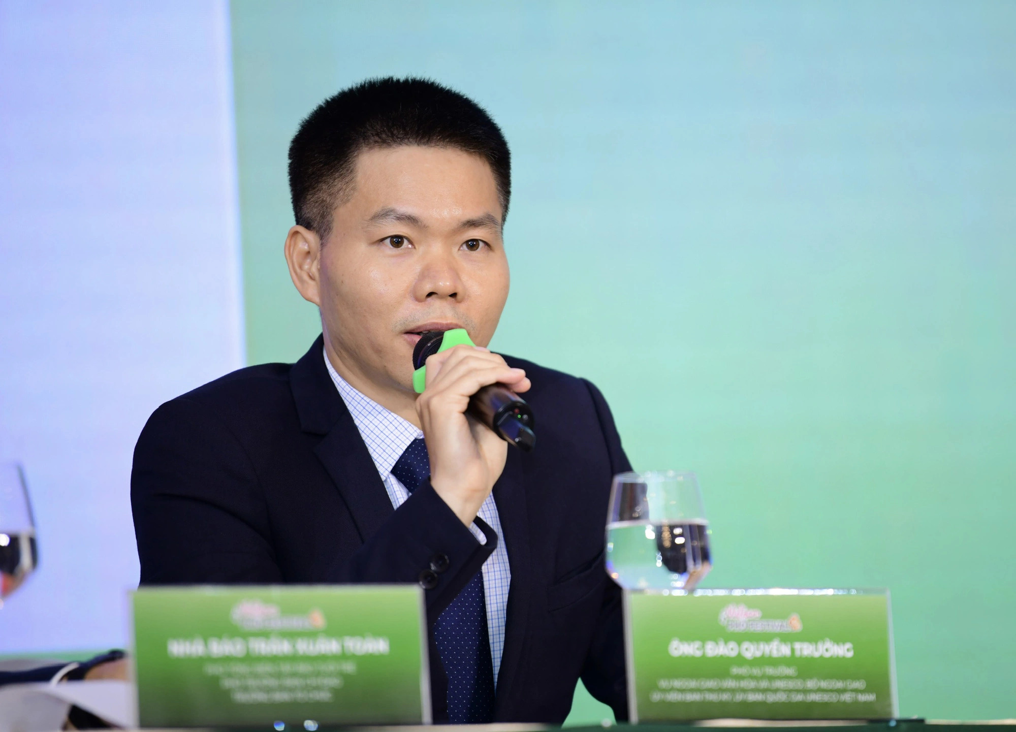 Dao Quyen Truong, deputy head of the Vietnamese Ministry of Foreign Affairs’ Department of Cultural Diplomacy and UNESCO, member of the Secretariat under the Vietnam National Commission for UNESCO, speaks at a press conference to announce the 'Vietnam Phở Festival 2024', Ho Chi Minh City, July 29, 2024. Photo: Quang Dinh / Tuoi Tre