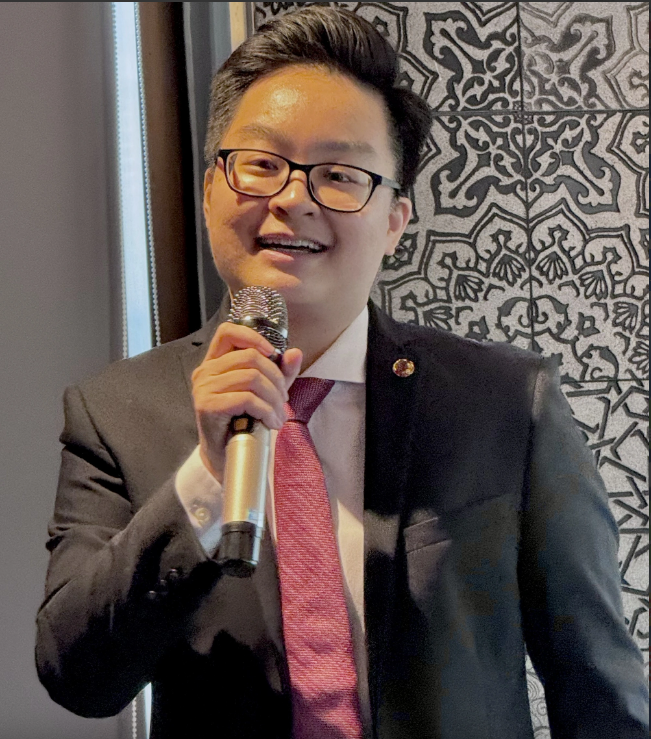 Khanh Vi, vice-chairman of the Vietnam Sommelier Association, speaks at the press conference for the 2024 Best Sommelier of Vietnam competition held in Ho Chi Minh City on August 1, 2024. Photo: Ho Lam / Tuoi Tre