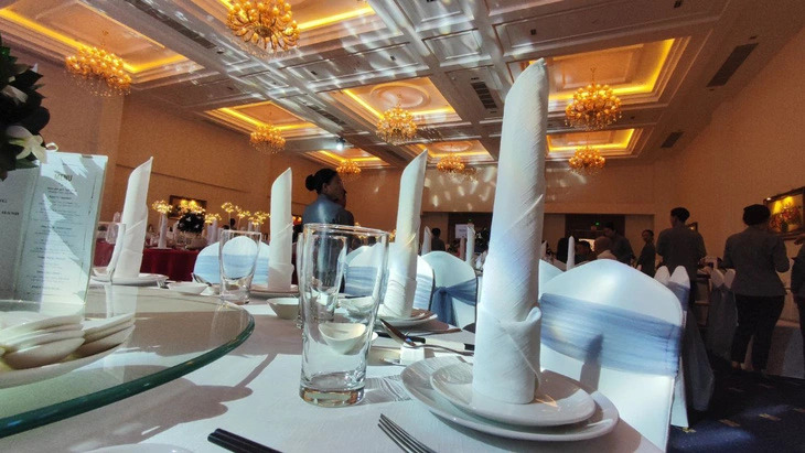 To be on time or not: That is the question for wedding guests in Ho Chi Minh City