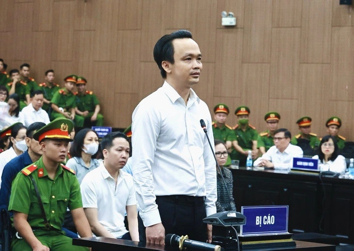 Vietnamese tycoon Trinh Van Quyet gets 21 years for fraud, stock market manipulation