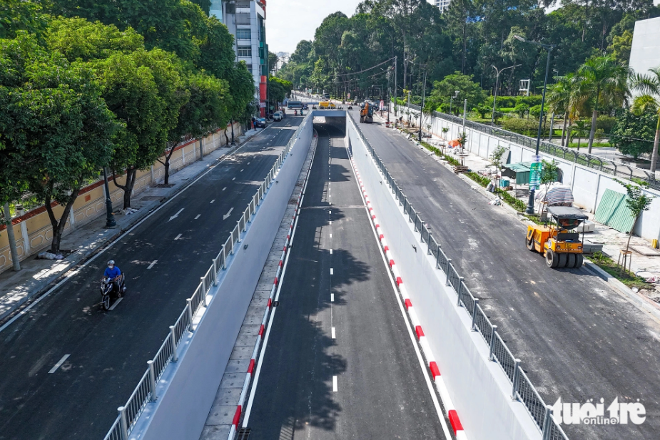 Road tunnel near Ho Chi Minh City airport to open to traffic tomorrow