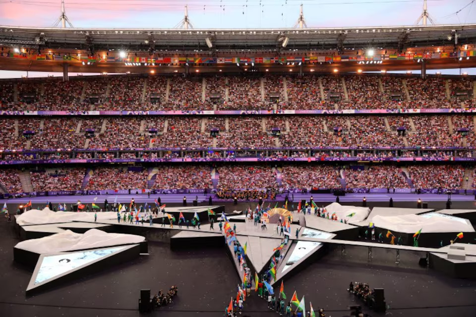 [7/12]Paris 2024 Olympics - Ceremonies - Paris 2024 Closing Ceremony - Stade de France, Saint-Denis, France - August 11, 2024. General view of the parade of athletes during the closing ceremony. Photo: Reuters