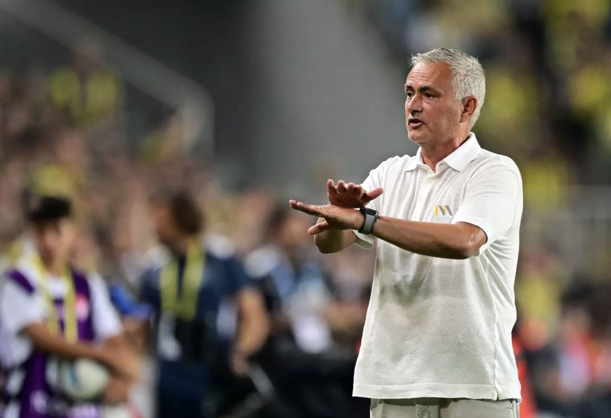 José Mourinho gets yellow card just 20 minutes in his debut Turkish Super Lig match