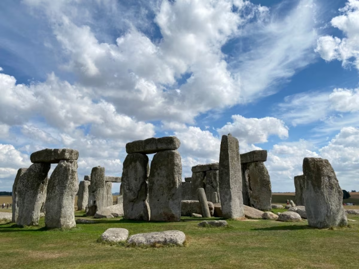 Stonehenge's hefty Altar Stone came all the way from Scotland