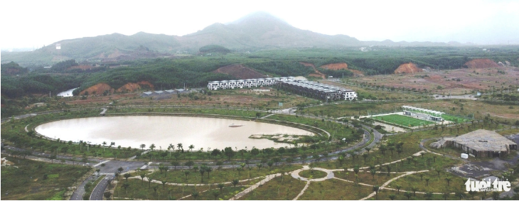 Facilities, including a green park and a sports area, at the project. Photo: Doan Cuong / Tuoi Tre