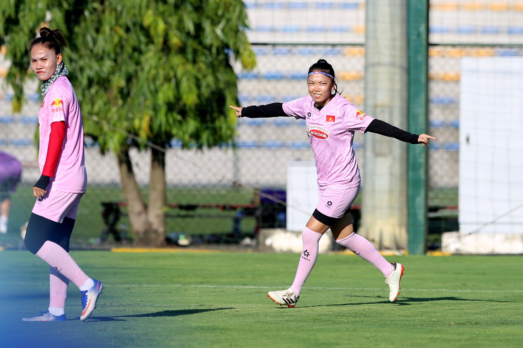 The Vietnam women’s football team practice during a training session in Hanoi. Photo: Hoang Tung / Tuoi Tre